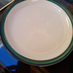 Denby greenwich dinner plates x 8