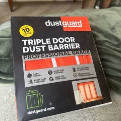Dustguard Triple door dust barrier for renovation