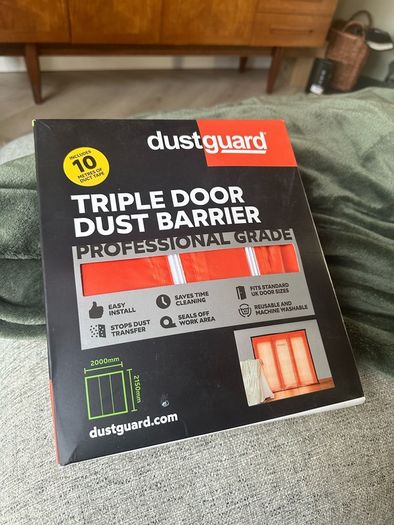Dustguard Triple door dust barrier for renovation