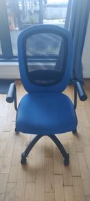 Desk chair