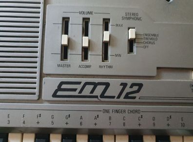 vintage 1983 Eko EM12 keyboard