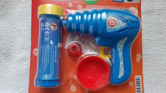 Playtive Bubble Gun with 60ml Bubble mix