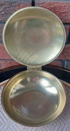 Silent Butler Crumb Catcher