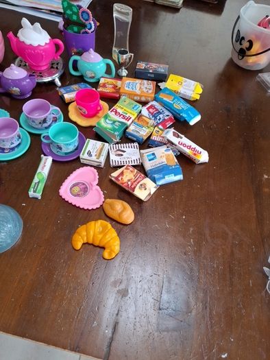 toy kitchen