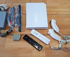 Modded Nintendo Wii with games 64GB SD