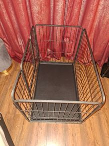 Dog crate