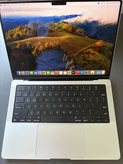 MacBook Pro 14 inch M1 16GB RAM 512GB SSD Silver
