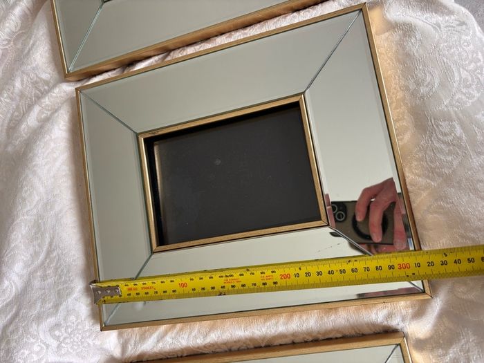 Bevelled frames