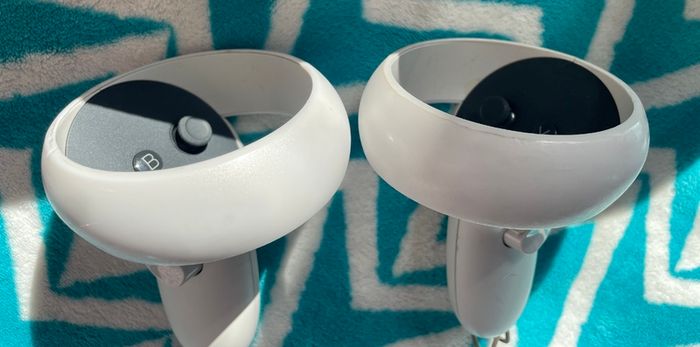Oculus quest 2 VR with kiwi elite strap