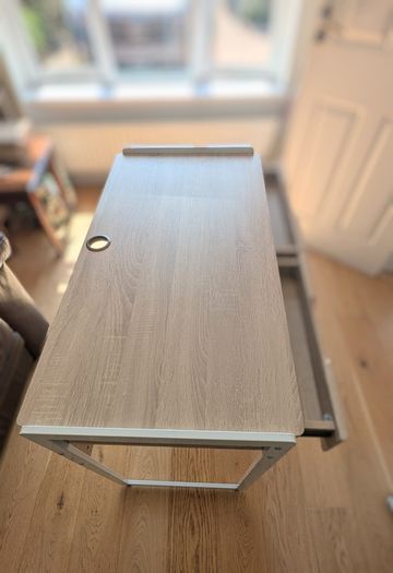 Desk, perfect condition