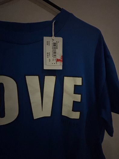 Guess T-shirt BNWT