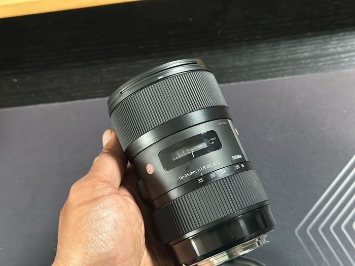 Sigma 18-35mm F1.8 lens
