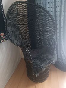 Vintage peacock chair