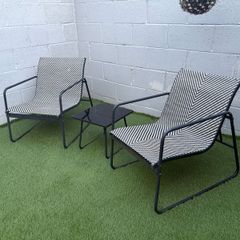 table and chairs