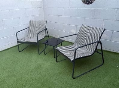 table and chairs