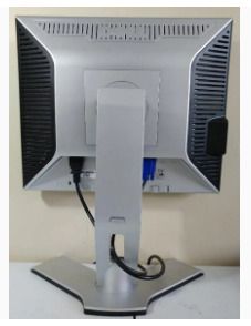 Dell computer monitor (17 inch, VGA)
