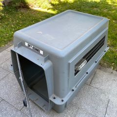 Dog crate