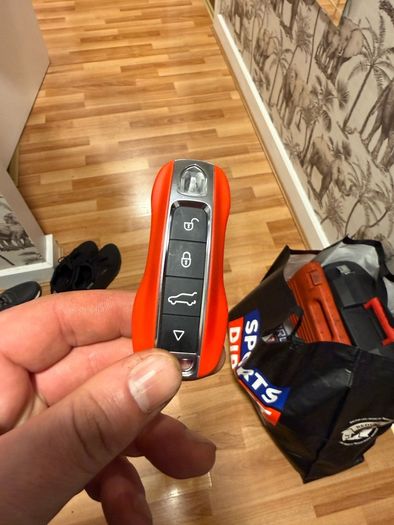 Renault key (Car keys programming/ cutting. Computer diagnostic. Chip Tuning Ecu Mapping)