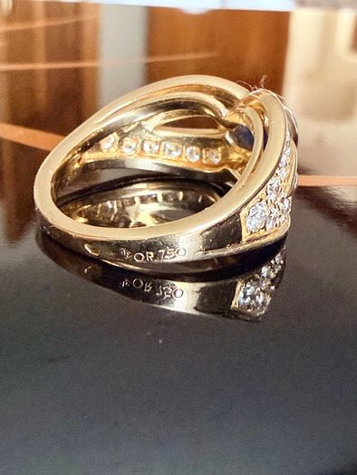 Boucheron Sapphire & diamond ring