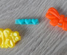 Dolls hair clips