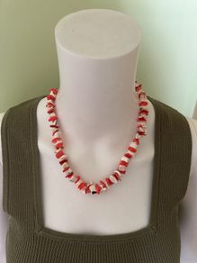 Beaded necklace