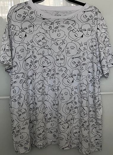 Plus Size T-shirt Size 2XL