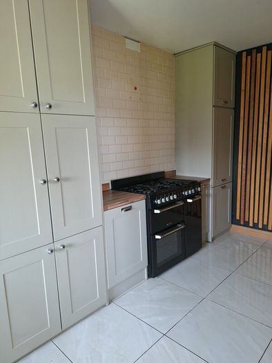 L shaped kitchen