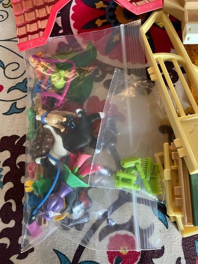 2 Playmobil Sets - Plus instructions