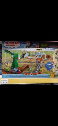 Thomas the tank everything! train sets, engines, tracks, carriages.. New Value is more than e1000.