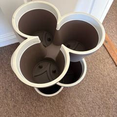 Pots