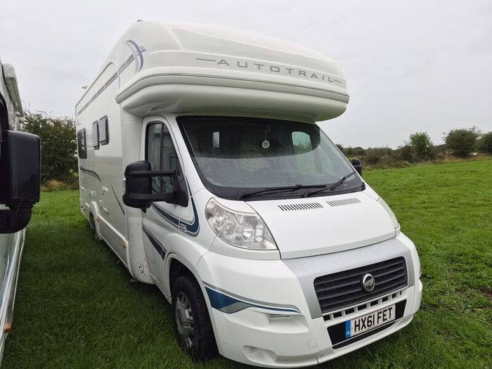 Camper