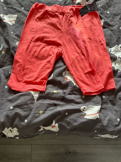 Light orange short
