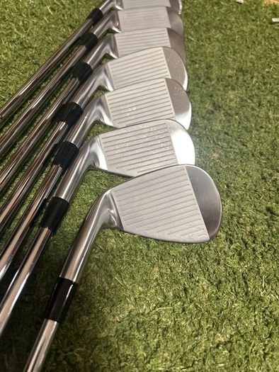 Like new Mizuno Pro 243 irons