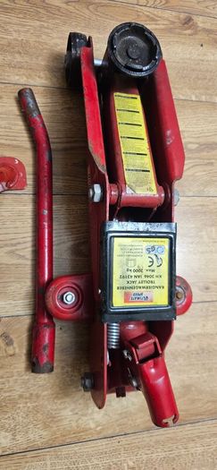 Ultimate Speed 2-Ton Hydraulic Trolley Jack & Stand