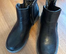 Women's boots