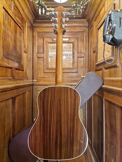 Gibson J-45 Studio 2021