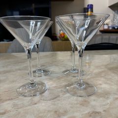 4 Cocktail/ Martini glasses