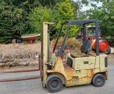 Forklift