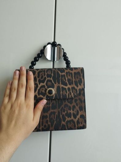 Hand bag