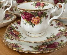 Royal Albert "Old Country Roses" tea trio