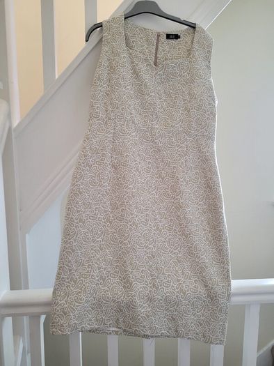 Womens Dress Size 16
