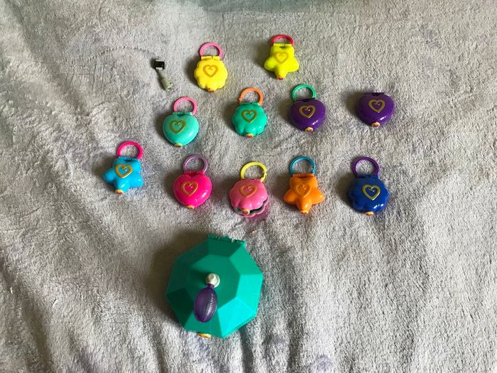 Polly pocket