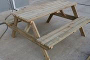 picnic bench