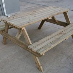 picnic bench