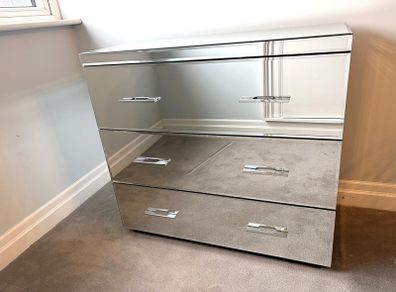 Mirrored Chest of Drawers