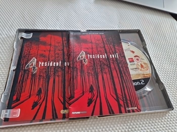 Resident Evil 4 Limited Edition PlayStation2 Ps2 Games Original