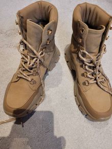 Ladies boots
