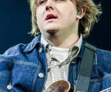 2x Lewis Capaldi tickets