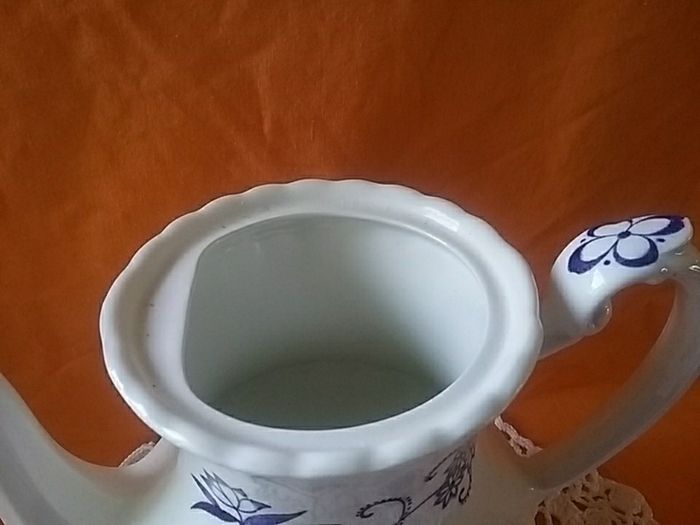 Blue Nordic by J & G Meakin Coffee/ Teapot
