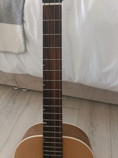 Flight Baritone Ukulele